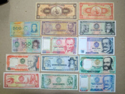 LOTE BILLETES ANTIGUOS PERU