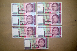 LOTE BILLETES ANTIGUOS INTIS PERU